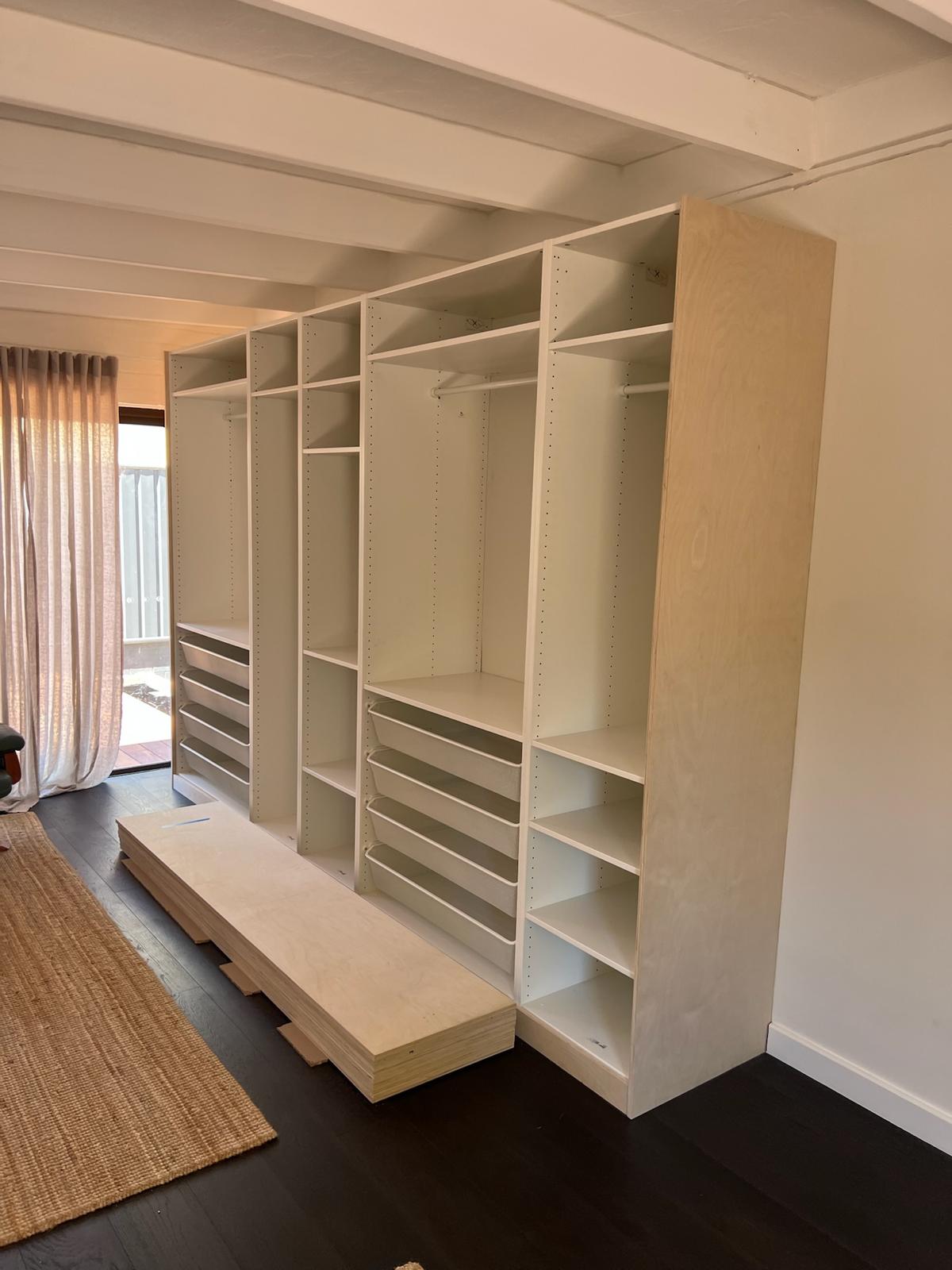 Built-in wardrobe wall — build stage 2
