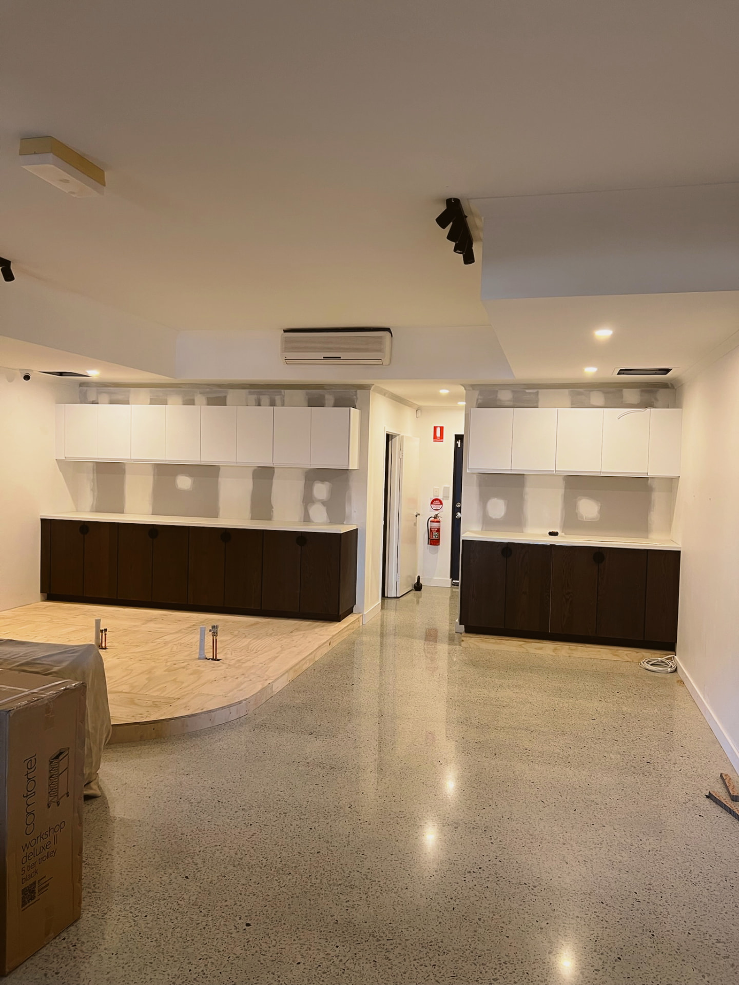 Commercial salon fit-out — build stage 5